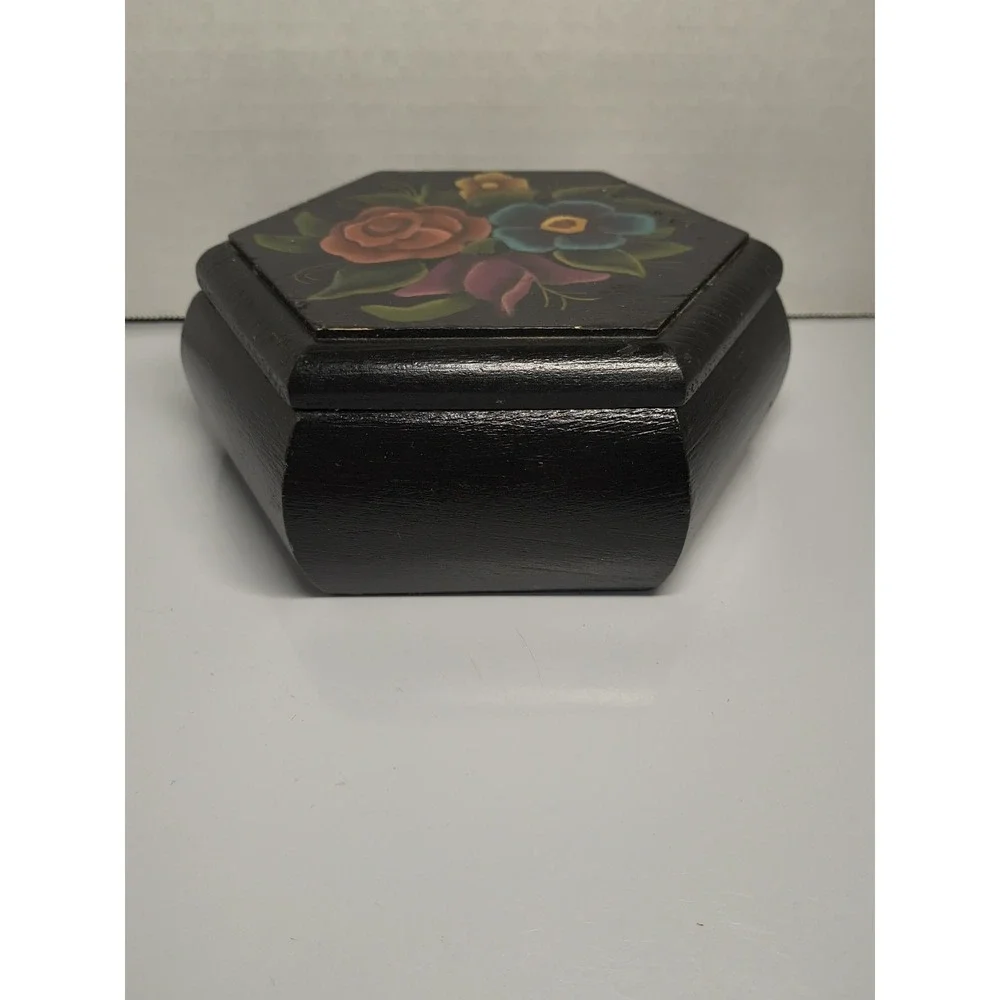 Vintage Black Wood Box Signed Hand Painted Flower Design ~ Jewelry‎ Trinket Gift